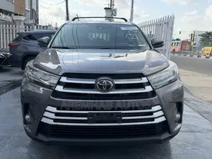 Toyota Highlander 2017 Gray