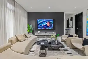 Furnished 3bdrm Penthouse in Lekki for sale