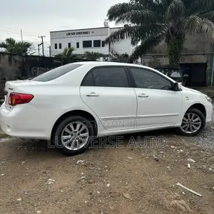 Toyota Corolla 2008 White