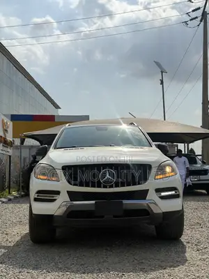 Mercedes-Benz M Class ML 350 4Matic 2013 White