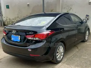 Hyundai Elantra SE 4dr Sedan (1.8L 4cyl 6A) 2014 Black