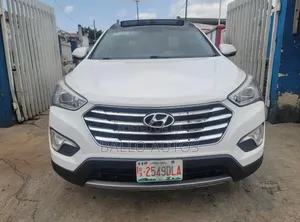 Hyundai Santa Fe Sport 2.0T 2013 White