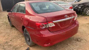Toyota Corolla 2013 Red