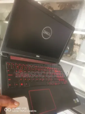 Laptop Dell Inspiron 15 5579 16GB Intel Core i7 HDD+SSD 1T