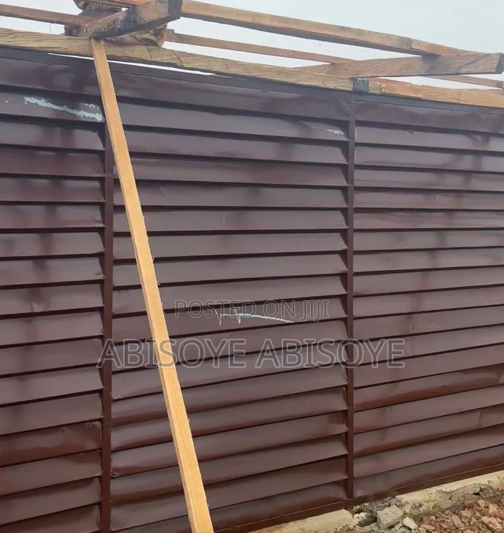 Long Container