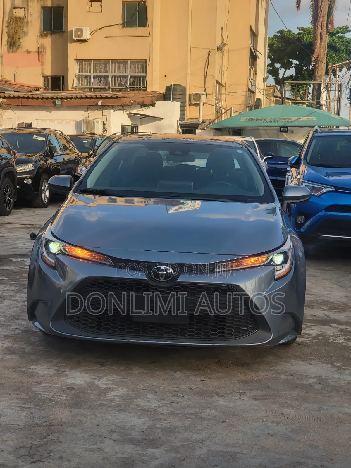 Toyota Corolla LE 2020 Blue