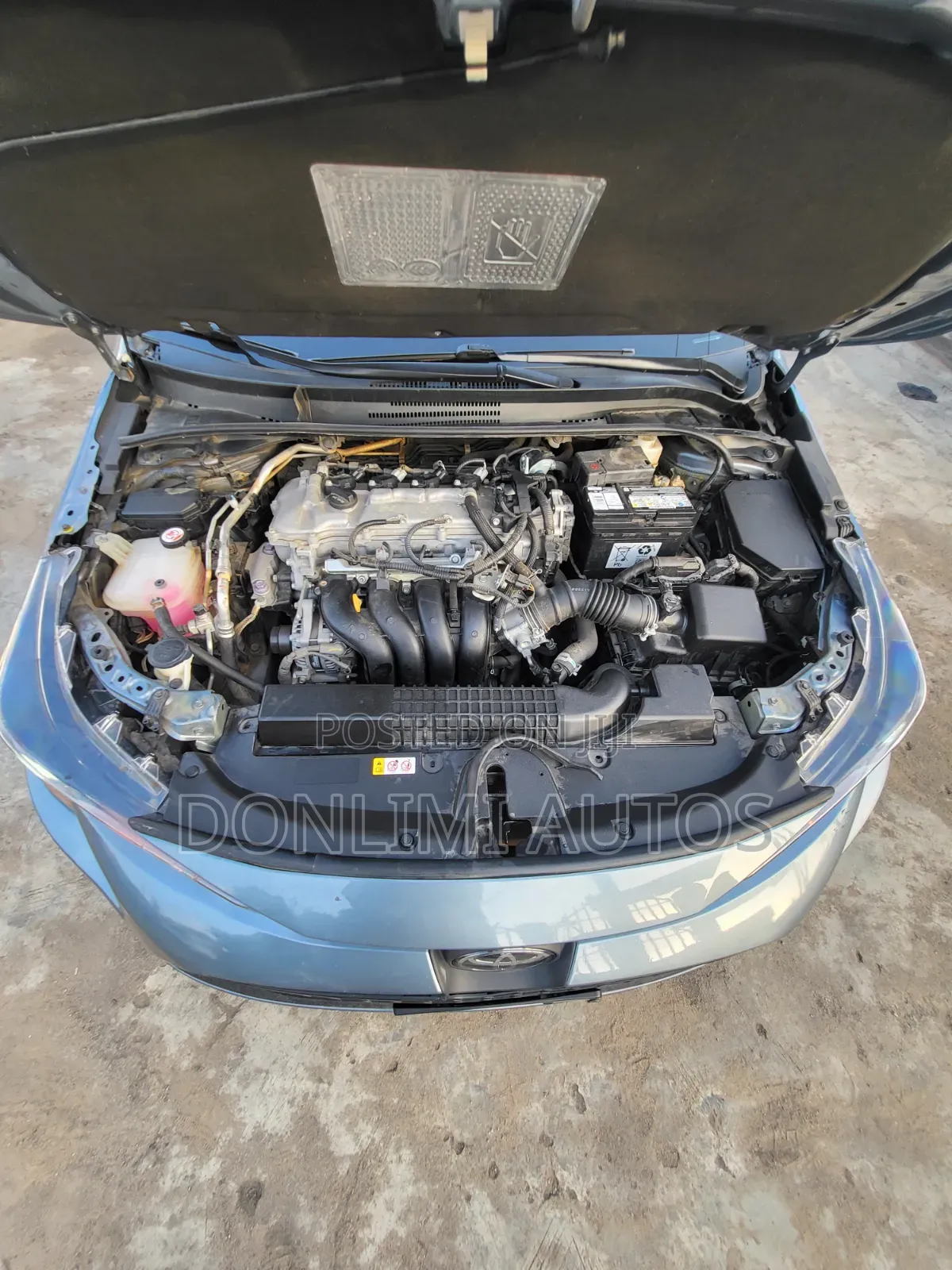 Toyota Corolla LE 2020 Blue