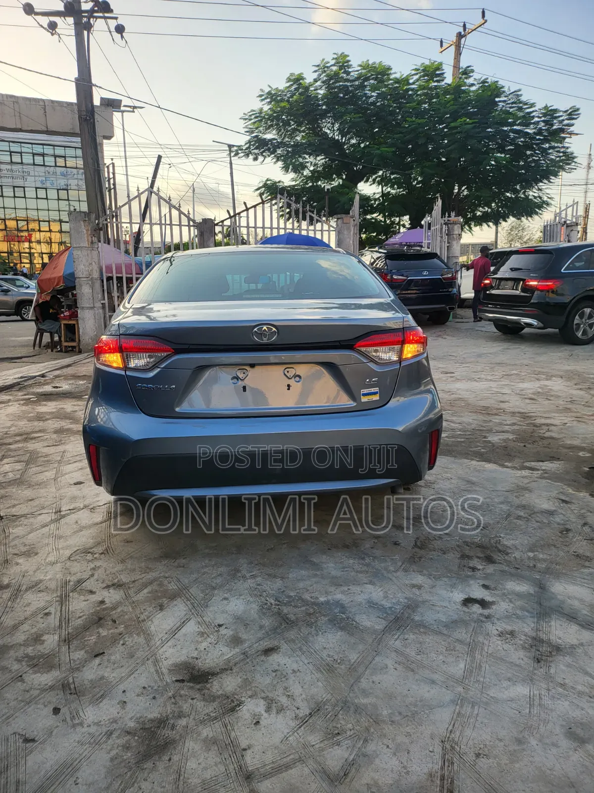 Toyota Corolla LE 2020 Blue