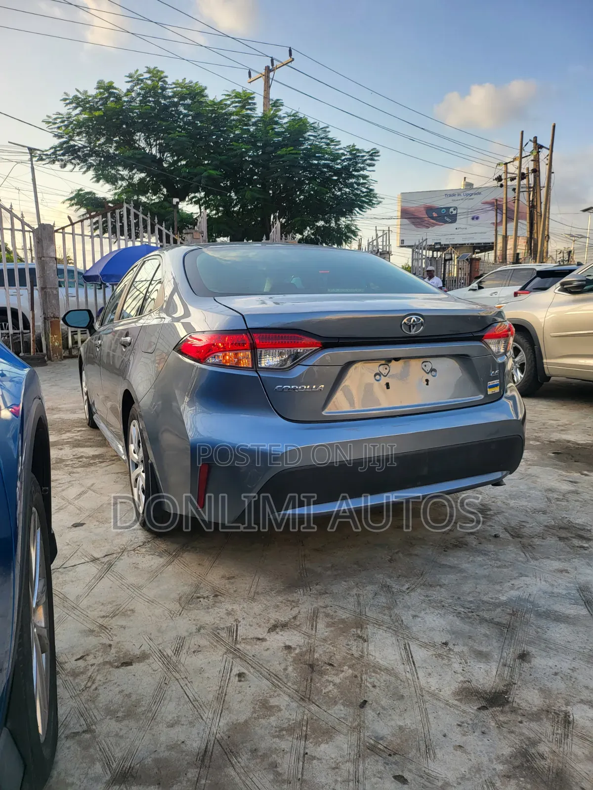 Toyota Corolla LE 2020 Blue