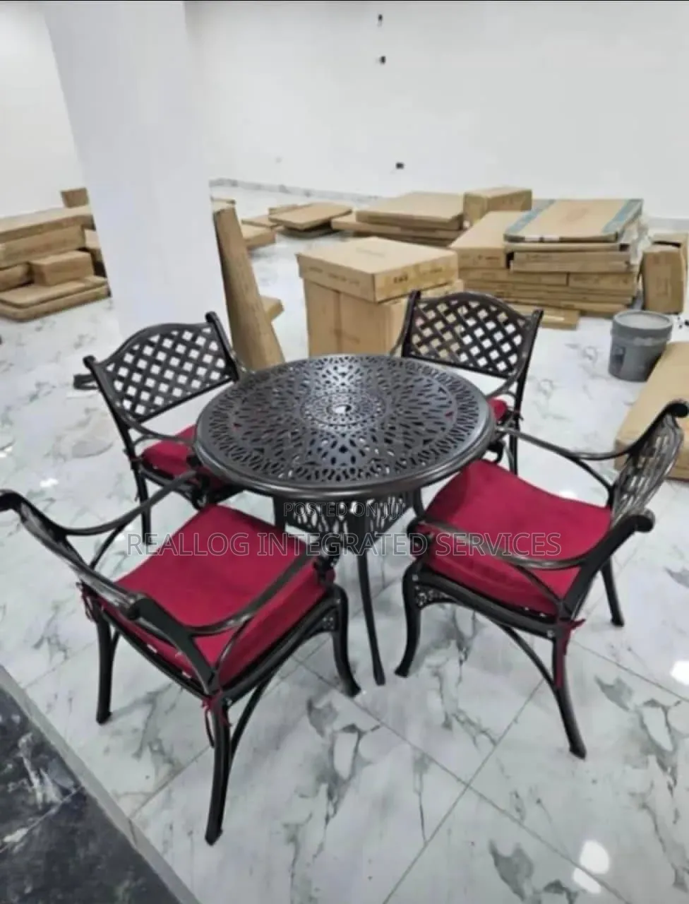 Royal Metal Dining Set
