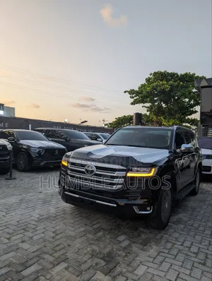 Toyota Land Cruiser 3.5 V6 2022 Black