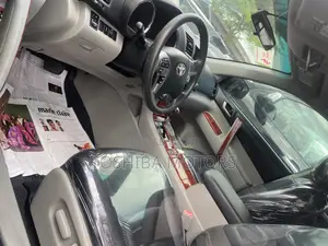 Toyota Highlander Limited 3.5l 4WD 2013 Silver
