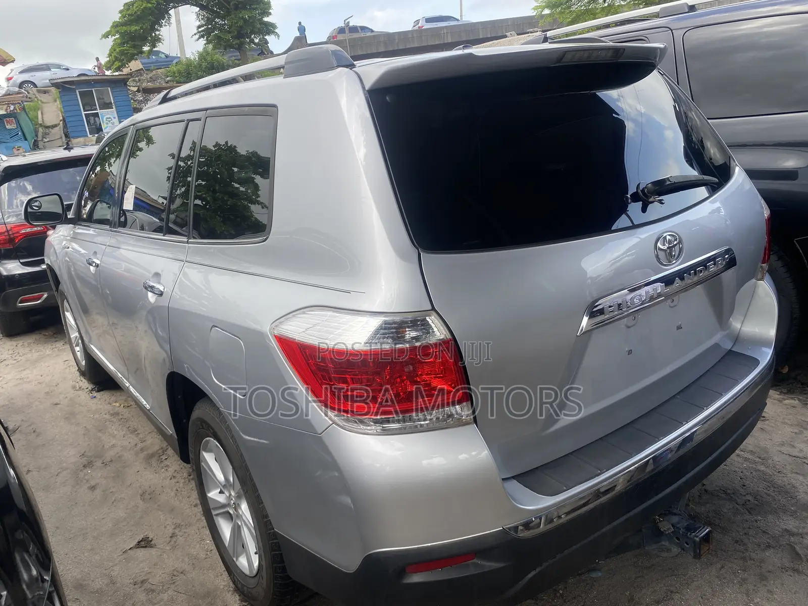 Toyota Highlander Limited 3.5l 4WD 2013 Silver