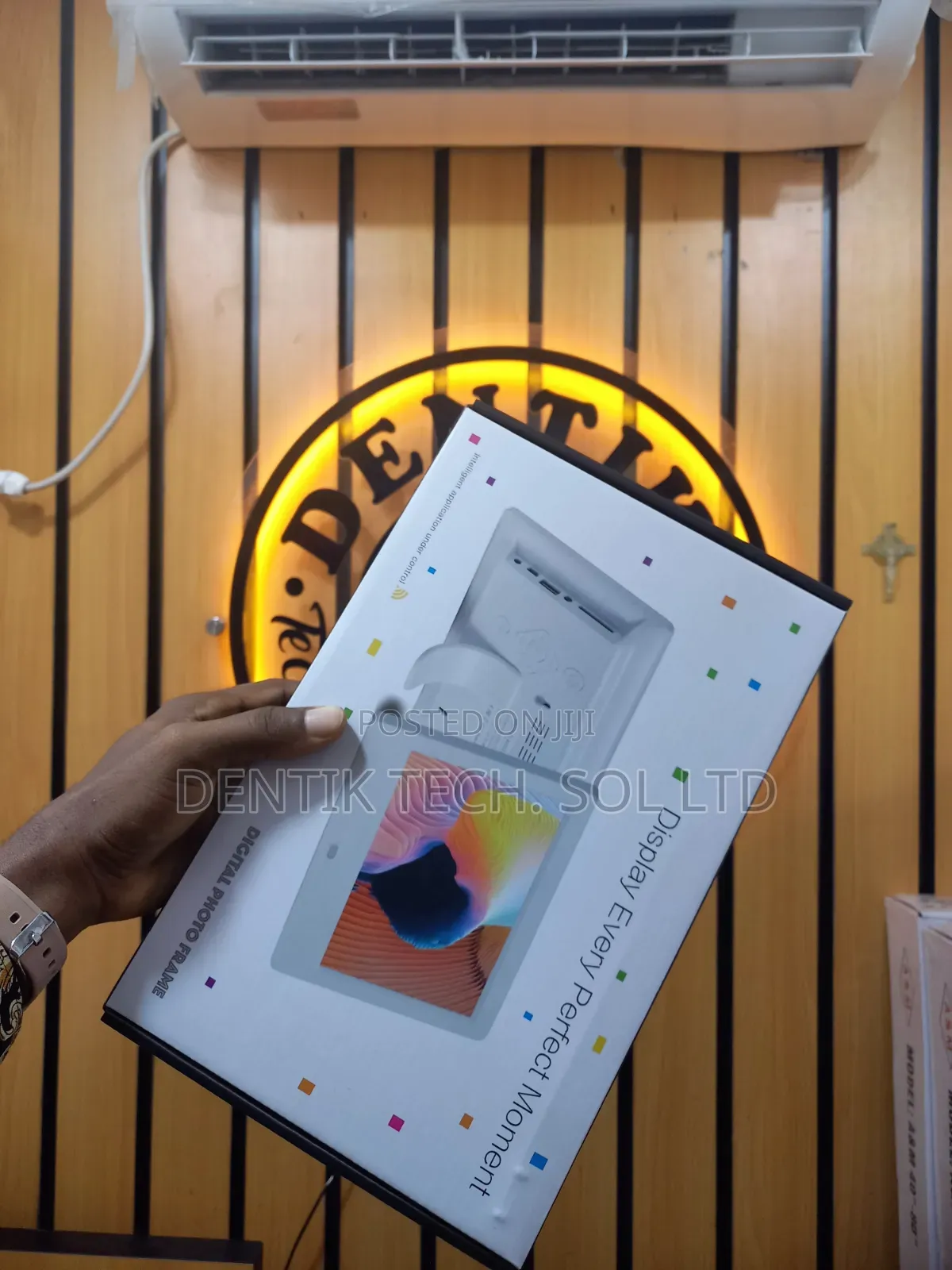 10inch Multifunction Digital Picture / Video Frame