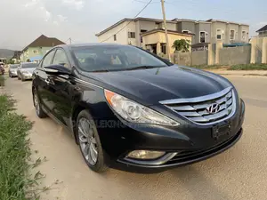 Hyundai Sonata Limited Sedan FWD (2.4L 4cyl 6A) 2012 Black