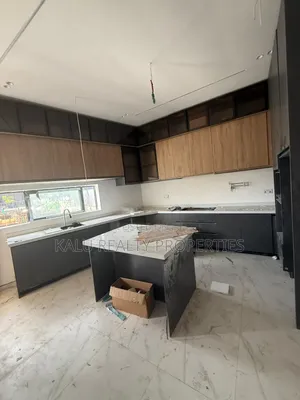 5bdrm Duplex in Ikate for rent