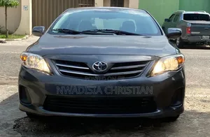 Toyota Corolla 2013 Gray