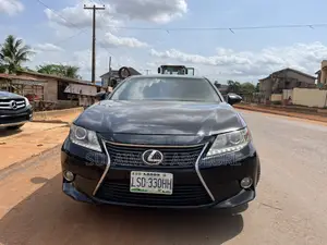 Lexus ES 2013 Black