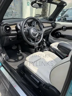 Mini Cooper 2017 Green