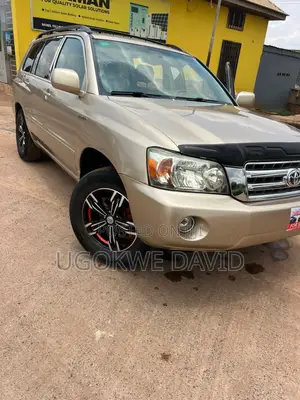 Toyota Highlander 2006 Gold