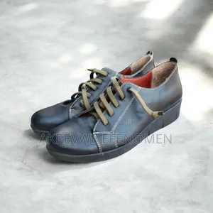 Neatly Used Shoes