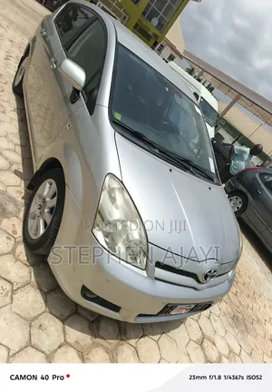 Toyota Corolla Verso 2007 Silver
