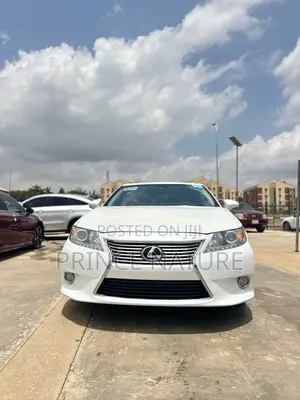 Lexus ES 250 2015 White