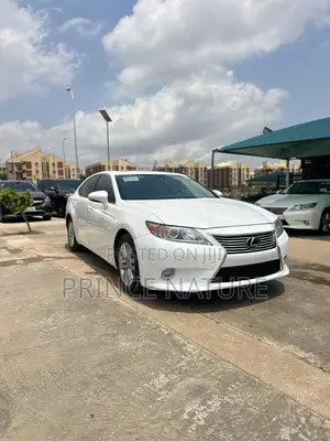 Lexus ES 250 2015 White