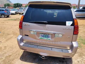 Lexus GX 470 2008 Gold