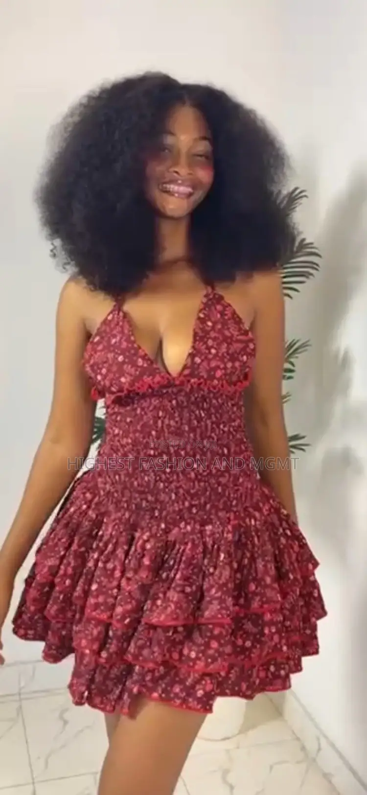 First Date Short Gown - Style 113