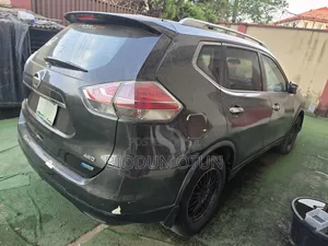 Nissan Rogue SL 4dr SUV (2.5L 4cyl CVT) 2015 Green