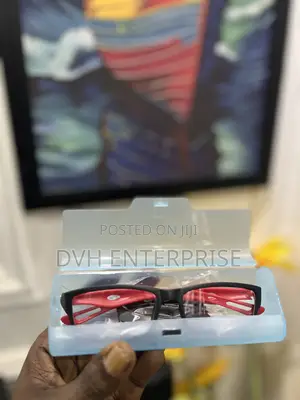 High End Reading Glass for Middle Aged