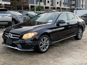 Mercedes-Benz C300 2016 Black