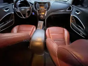Hyundai Santa Fe 2013 Black
