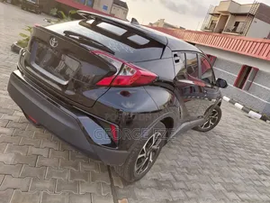 Toyota C-HR 2021 Black
