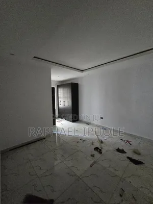 2bdrm Duplex in Omole Phase 2, Ikeja for rent