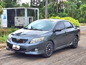 Toyota Corolla S 4dr Sedan (1.8L 4cyl 4A) 2010 Gray