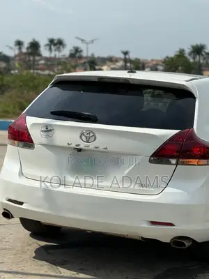 Toyota Venza XLE AWD V6 2013 White