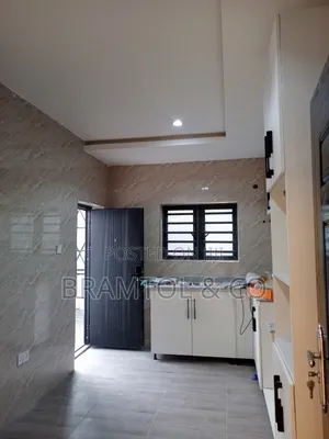 2bdrm Bungalow in Dakwo District for rent