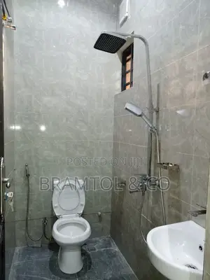 2bdrm Bungalow in Dakwo District for rent