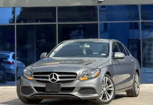 Mercedes-Benz C300 2016 Gray