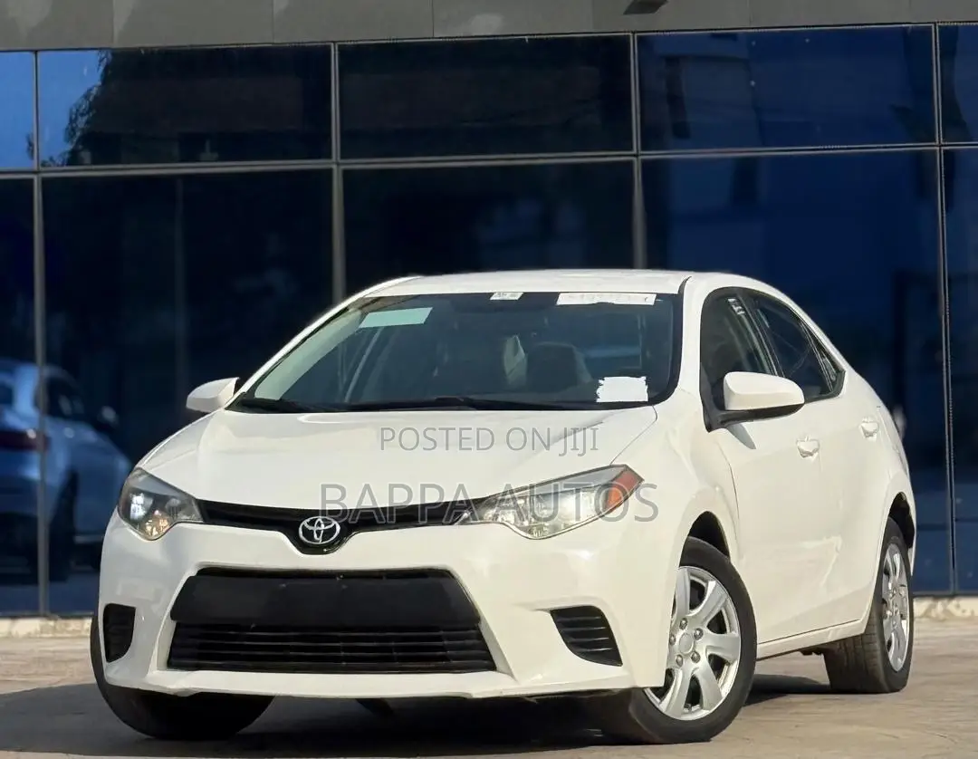 Toyota Corolla 2015 White