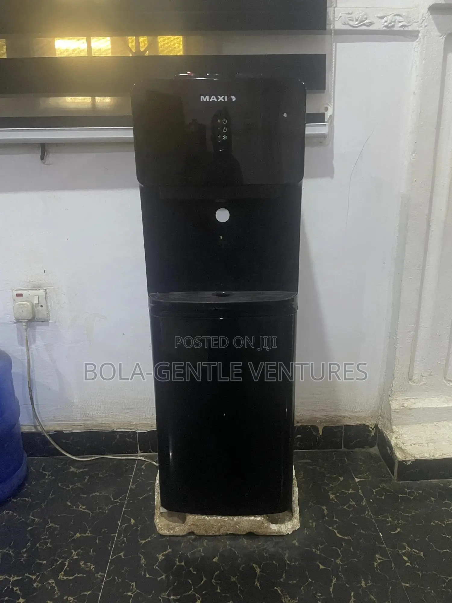 Water Dispenser (Maxi)