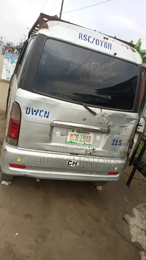 Daihatsu Hijet 2005 Silver