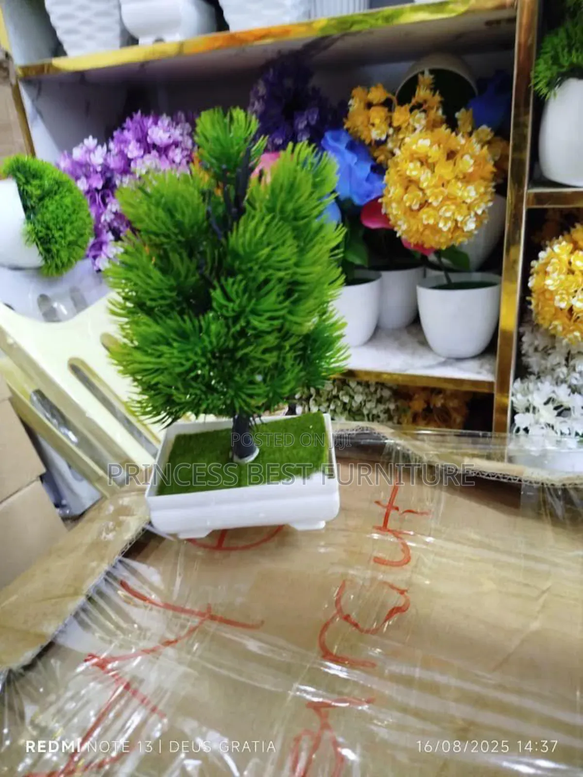 Green Table Flower