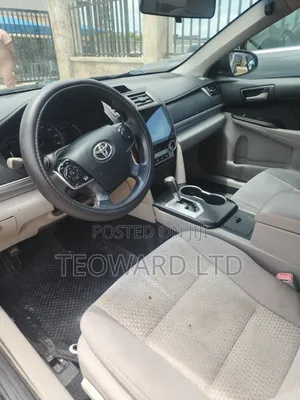 Toyota Camry LE 4dr Sedan (2.5L 4cyl 6A) 2013 Black