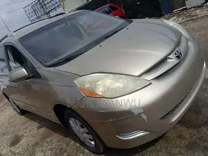 Toyota Sienna 2006 Gray