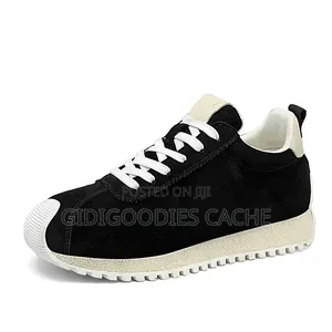 Black Suede Retro Low-Top Sneakers With Gum Sole
In Size 39-43