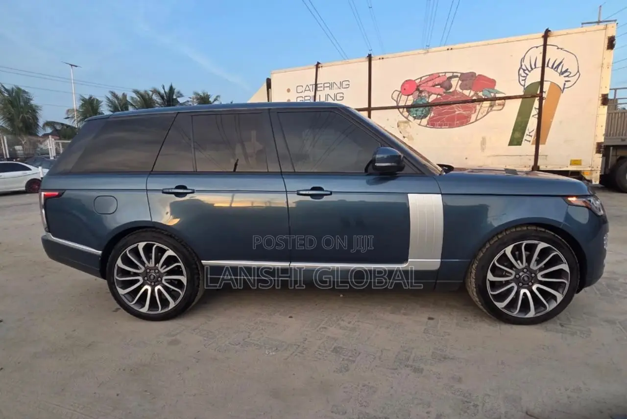 Land Rover Range Rover Vogue 2020 Blue