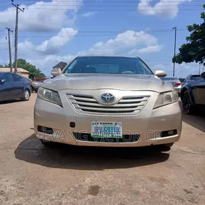 Toyota Camry LE 4dr Sedan (2.4L 4cyl 5A) 2006 Gold